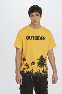 Camiseta gráfica con palmeras